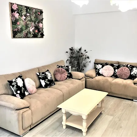 23 Apartament *