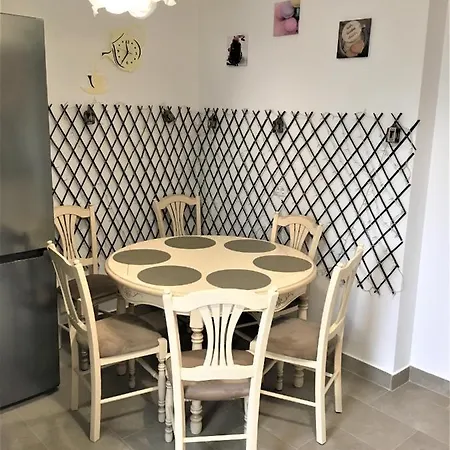 Apartment 23